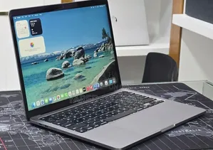 New Laptop Apple MacBook Pro 2022 M2 16GB Apple M2 SSD 256GB