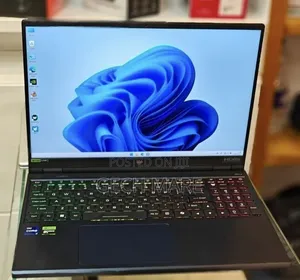 New Laptop Acer Predator Helios 300 16GB Intel Core i9 SSD 1T
