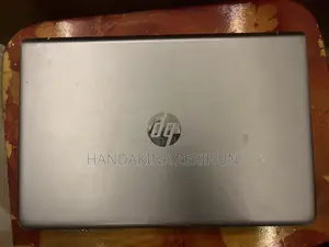 Laptop HP Pavilion 15 8GB Intel Core i5 HDD 1T