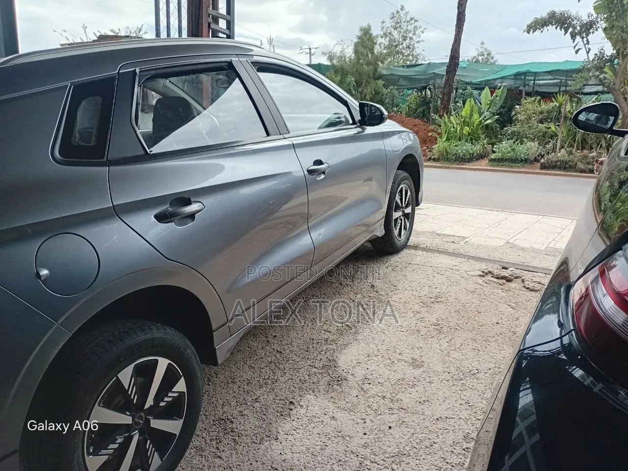 BYD E2 43 kWh 94 hp FWD 2024 Gray