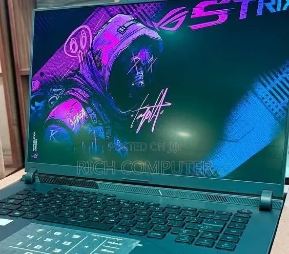New Laptop Asus ROG Strix G16 16GB Intel Core i9 SSD 1T
