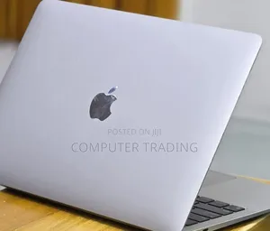 New Laptop Apple MacBook Air 2020 M1 8GB Intel Core i7 SSD 256GB