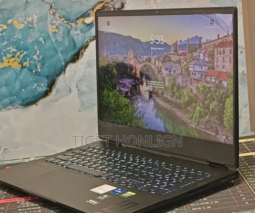 New Laptop HP Omen 15 16GB Intel Core i7 SSD 512GB