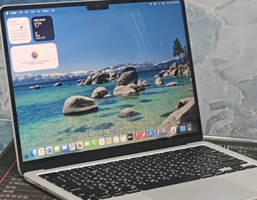 Laptop Apple MacBook Air 2022 M2 8GB Apple M2 SSD 256GB