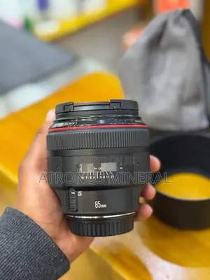 Canon Ef 85 Mm Ii 1.2 Lens
