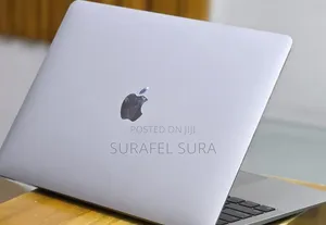 New Laptop Apple MacBook Air 2020 M1 8GB Apple M1 SSD 256GB