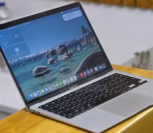 New Laptop Apple MacBook Air 2020 M1 8GB Apple M1 SSD 256GB