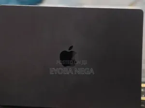 New Laptop Apple MacBook Pro 2024 M4 16GB Apple M4 SSD 512GB