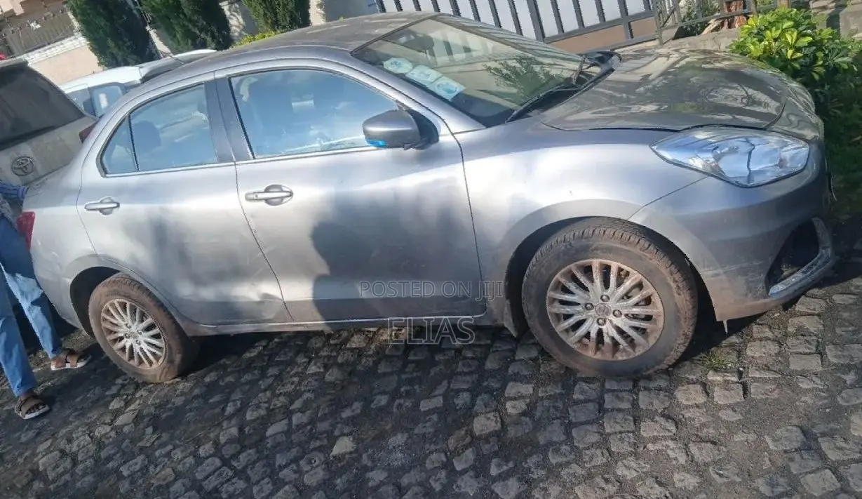 Suzuki Dzire 2022 Gray