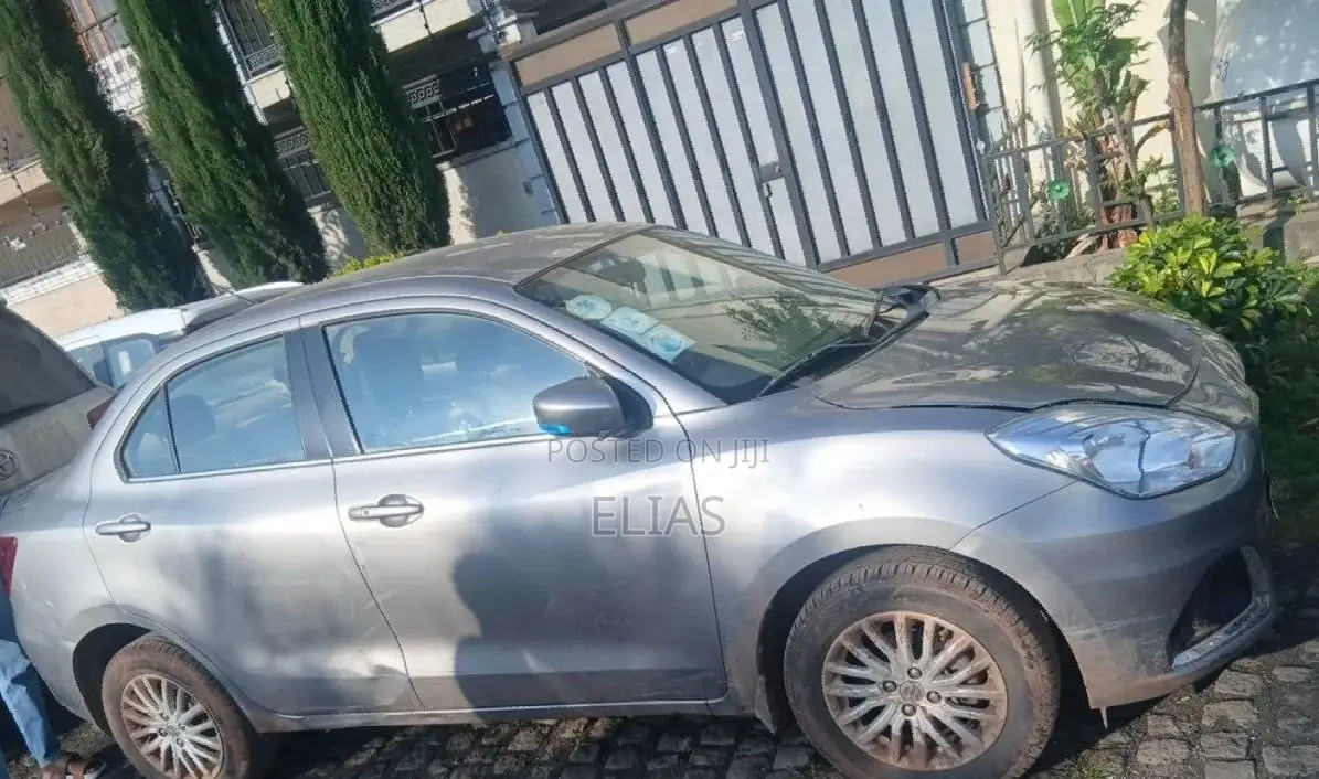 Suzuki Dzire 2022 Gray