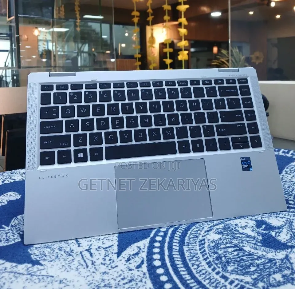 New Laptop HP EliteBook 1040 G8 16GB Intel Core i5 SSD 512GB