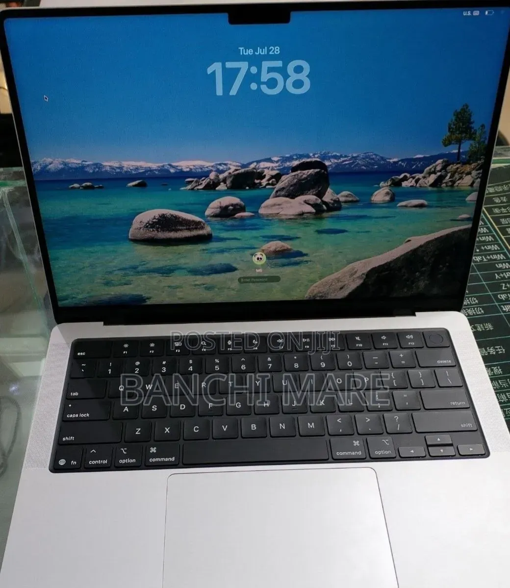 New Laptop Apple MacBook Pro 2025 M5 16GB Apple M5 SSD 512GB