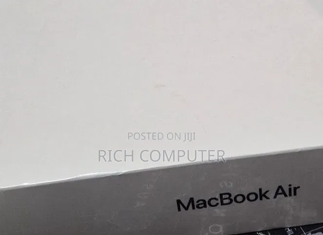 New Laptop Apple MacBook Air 2022 M2 8GB Apple M2 SSD 256GB