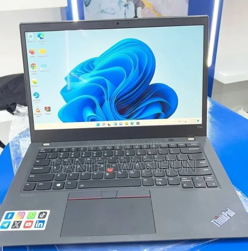New Laptop Lenovo ThinkPad T14 G3 32GB Intel Core i7 SSD 512GB