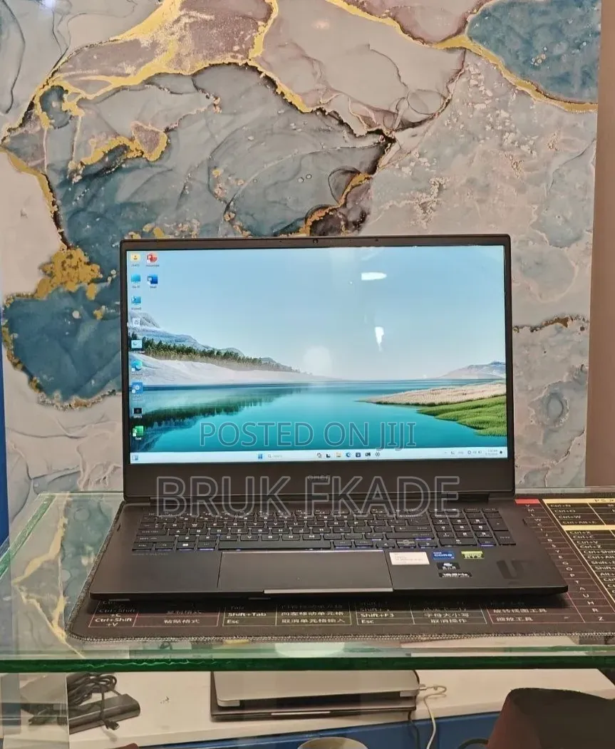 New Laptop HP Omen 16 16GB Intel Core i7 SSD 512GB