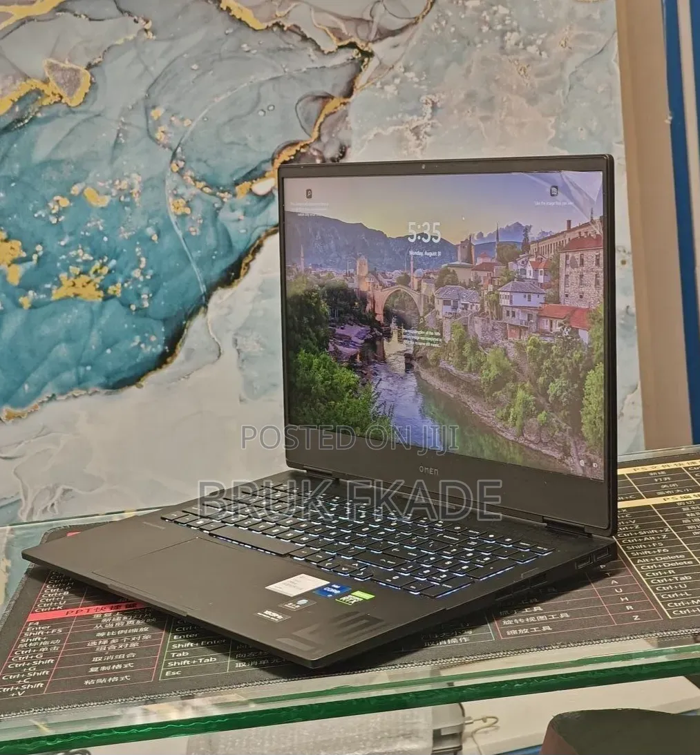 New Laptop HP Omen 16 16GB Intel Core i7 SSD 512GB