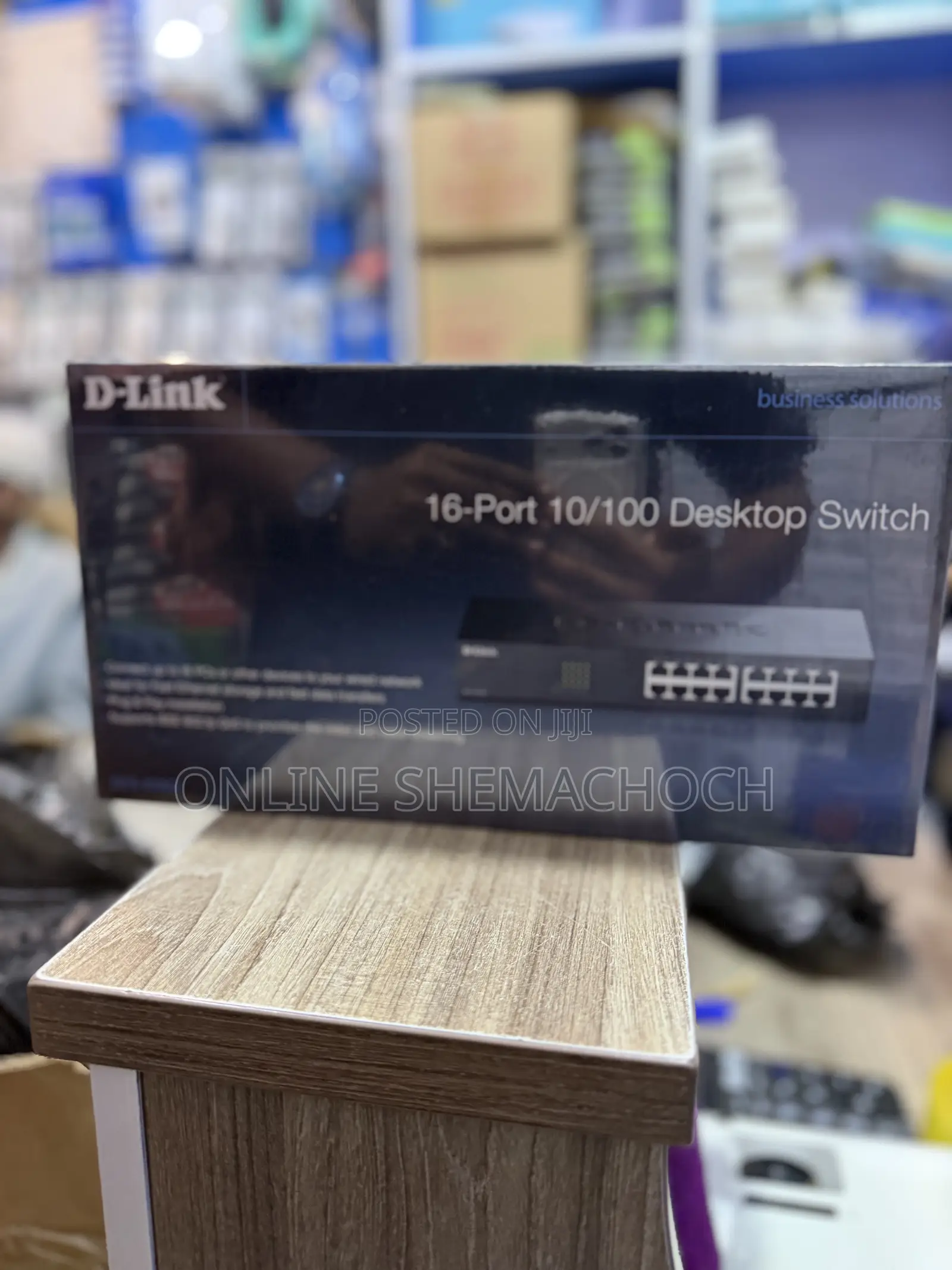 D-Link 16 Port 10/100 Desktop Switch