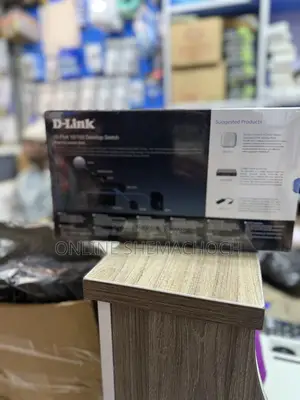 D-Link 16 Port 10/100 Desktop Switch