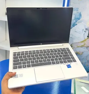 New Laptop HP ProBook X360 435 G10 16GB Intel Core i7 SSD 1T