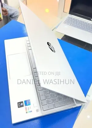 New Laptop HP Pavilion 15 16GB Intel Core i7 SSD 1T