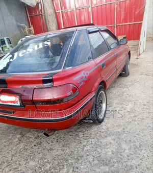 Toyota Corolla II 1991 Red