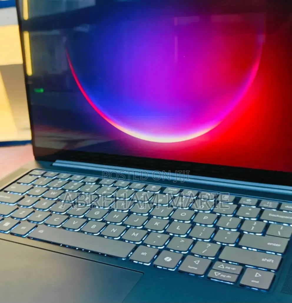 New Laptop Lenovo Yoga 7 15ITL5 16GB Intel Core Ultra 7 SSD 512GB