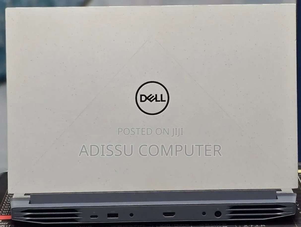 New Laptop Dell G15 5510 16GB AMD Ryzen 7 SSD 512GB
