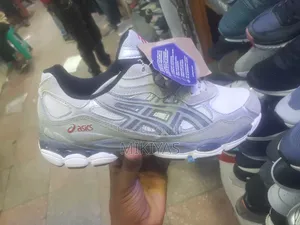 Buy Original Shoes With Us. ይምጡ