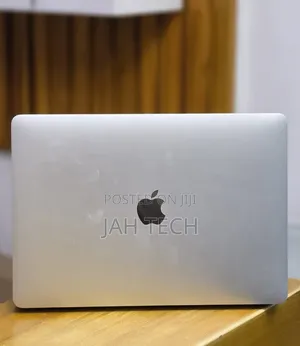 New Laptop Apple MacBook Air 2020 M1 8GB Apple M1 SSD 256GB