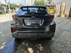 Toyota C-HR 2021 Black
