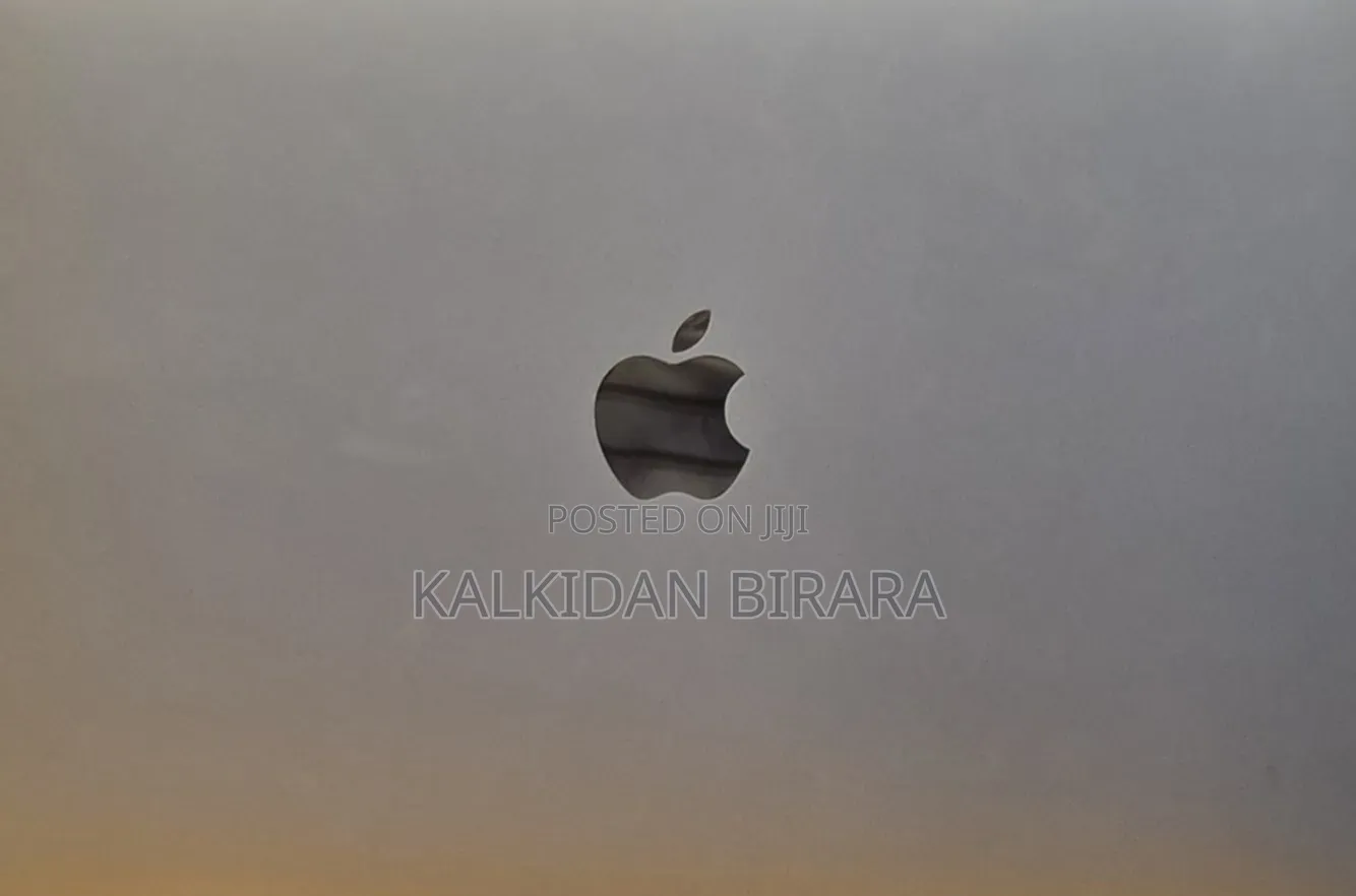 New Laptop Apple MacBook Air 2020 M1 16GB Apple M1 SSD 512GB
