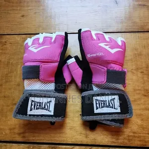 MMA Gloves – Professional Fighting Training Gloves