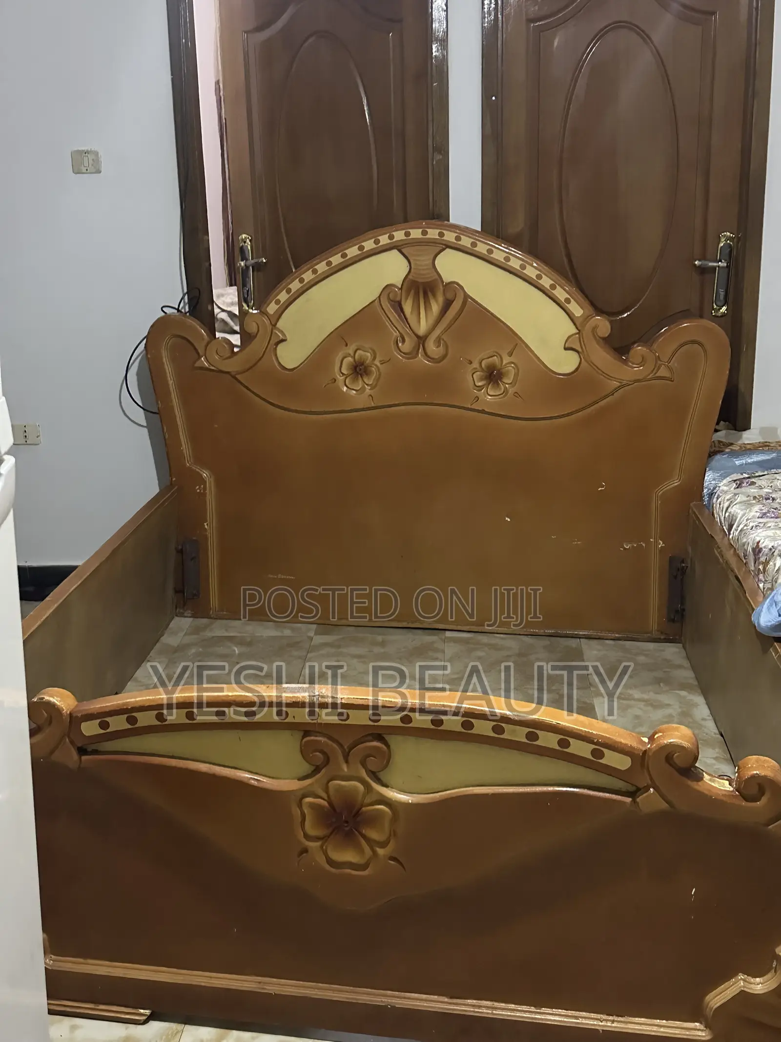 Classic Wooden Bed Frame With Conversato& Metal Support