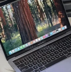 New Laptop Apple MacBook Pro 2019 16GB Intel Core i7 SSD 512GB