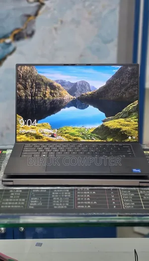 New Laptop Dell Precision 5570 16GB Intel Core i7 SSD 512GB