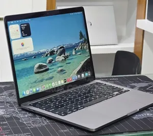 New Laptop Apple MacBook Pro 2022 M2 16GB Apple M2 SSD 256GB