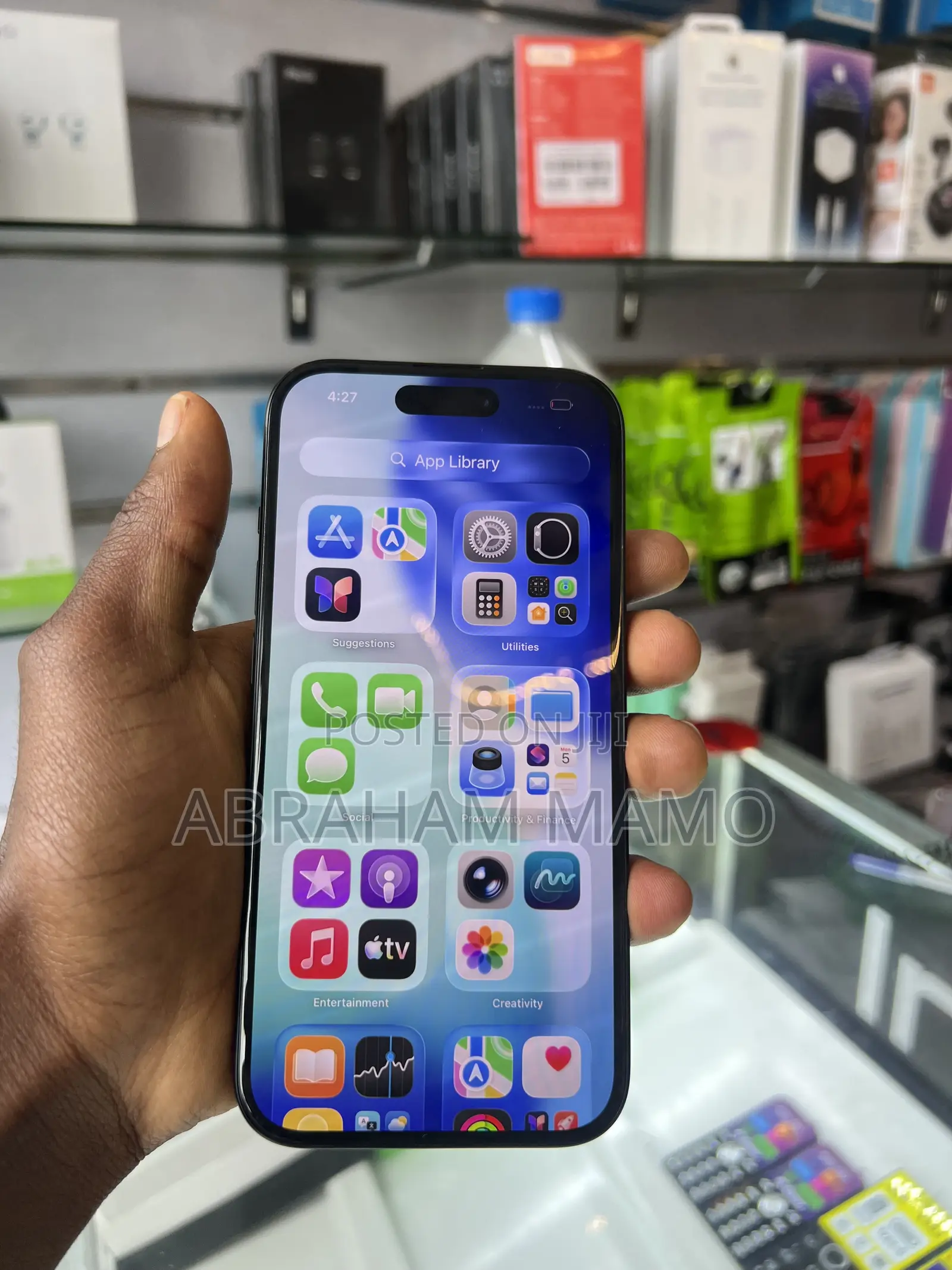New Apple iPhone 15 128 GB Black