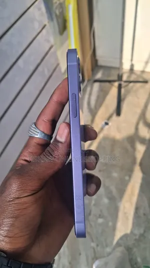 New Apple iPhone 12 64 GB