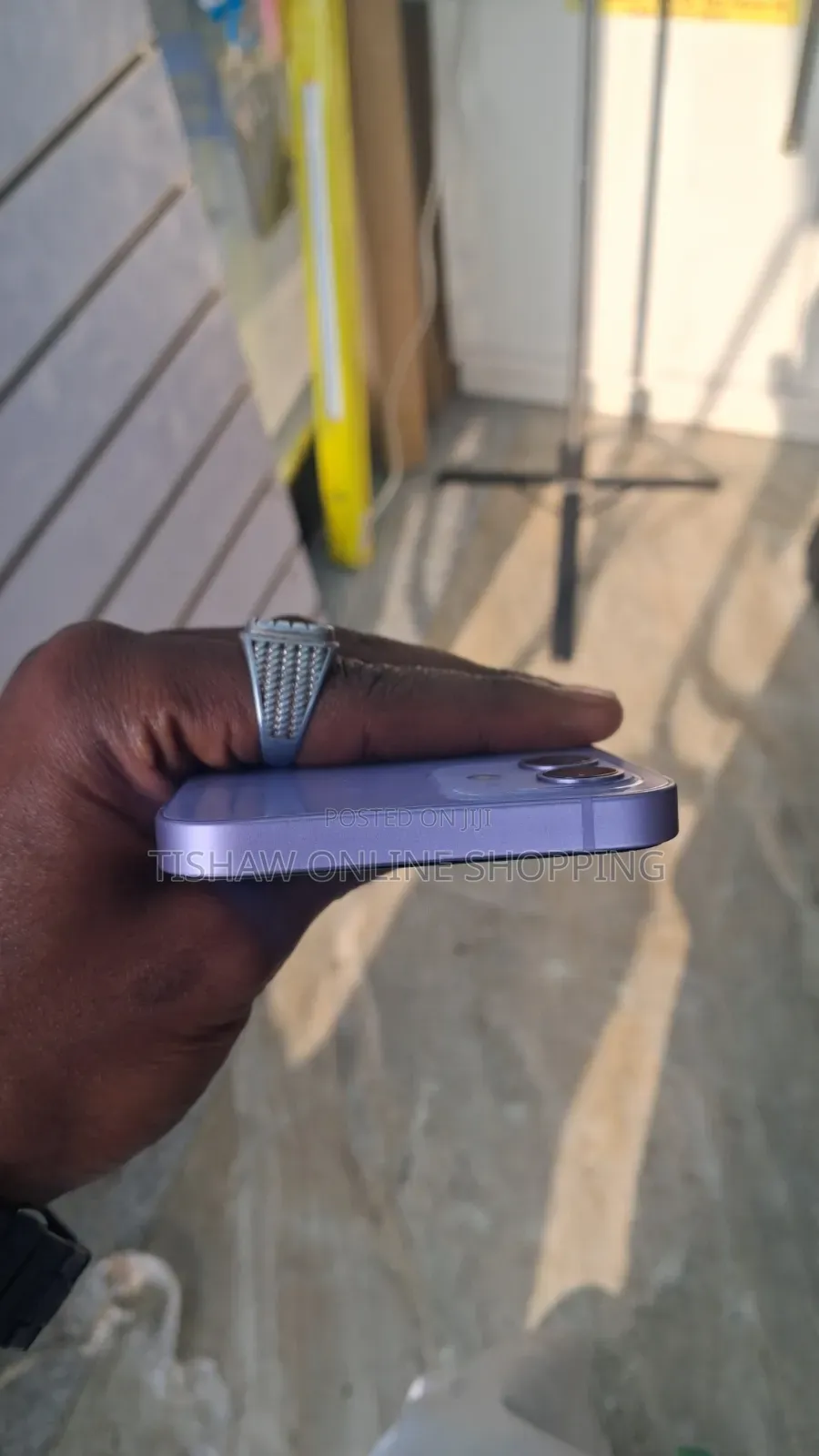 New Apple iPhone 12 64 GB