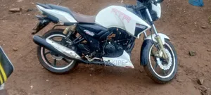 TVS Apache 180 RTR 2020 White