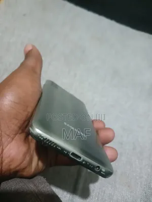Samsung Galaxy F04 64 GB Silver