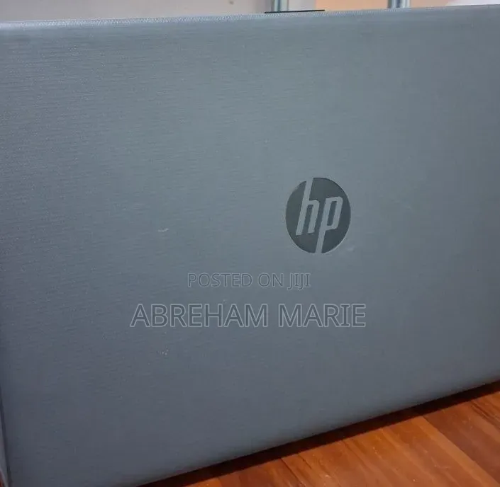 New Laptop HP 250 G7 16GB Intel Core i7 SSD 256GB