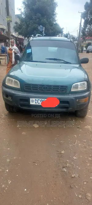 Toyota RAV4 Automatic 2000 Green
