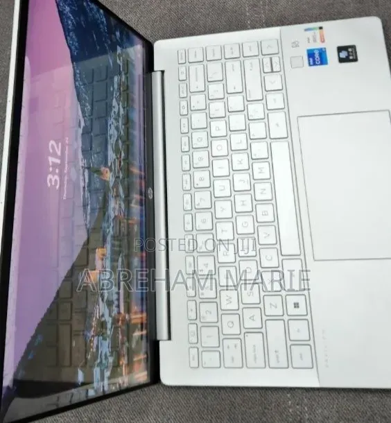 New Laptop HP Pavilion 14 16GB Intel Core i7 SSD 512GB