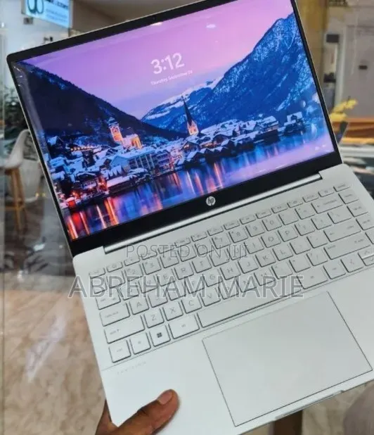 New Laptop HP Pavilion 14 16GB Intel Core i7 SSD 512GB