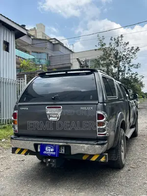 Toyota Hilux 2008 Black