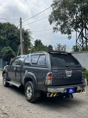 Toyota Hilux 2008 Black