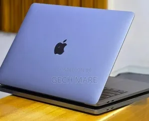 New Laptop Apple MacBook Pro 2019 16GB Intel Core i7 SSD 512GB
