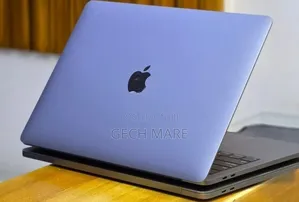 New Laptop Apple MacBook Pro 2019 16GB Intel Core i7 SSD 512GB