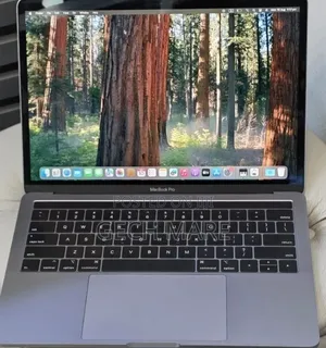 New Laptop Apple MacBook Pro 2019 16GB Intel Core i7 SSD 512GB